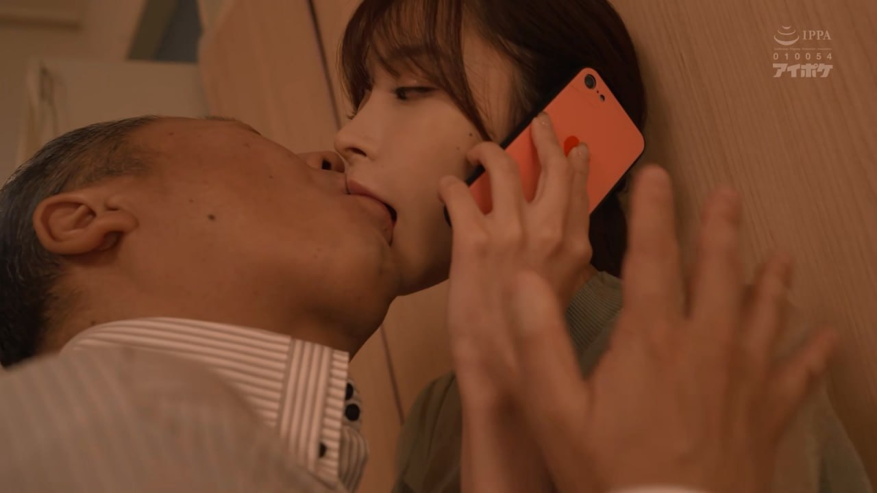 FC2PPV-3904881 【妊婦 保育士】男に騙され身ごろむ。中絶費用の為とやむを得ずの行為